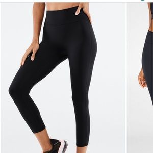 fabletics motion 365 trinity high waisted pocket capri